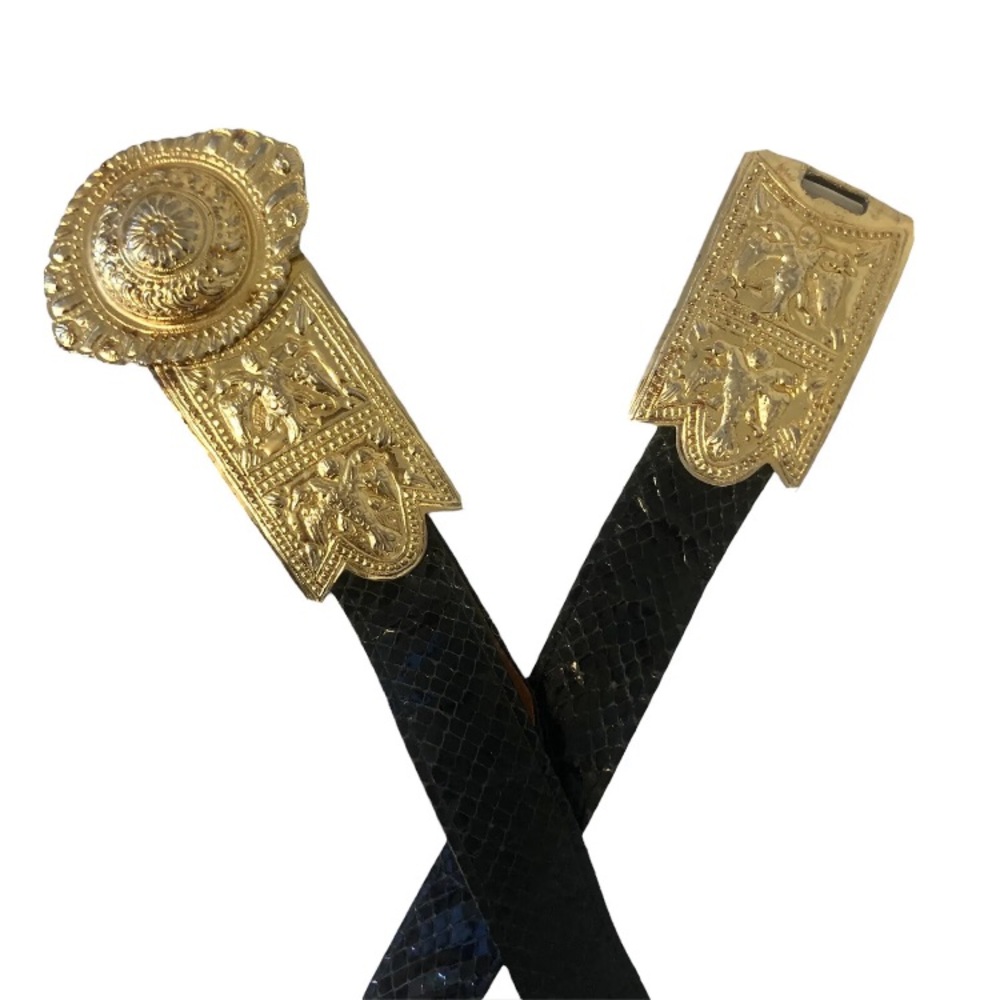 Vintage Alexis Kirk ornate statement belt with medallion art panel buckle